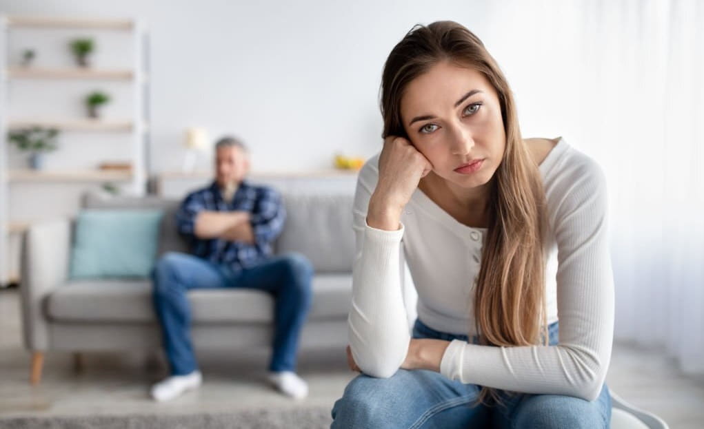مهمترین روش های مقابله با خیانت همسر در روابط زناشویی و عاطفی