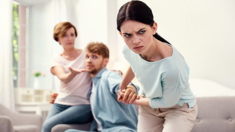 چگونه مادر شوهر را حرص دهیم؟