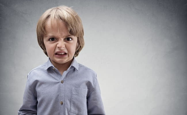 خودزنی کودک