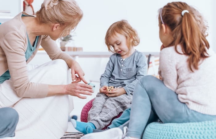 برخورد با کودکان خجالتی