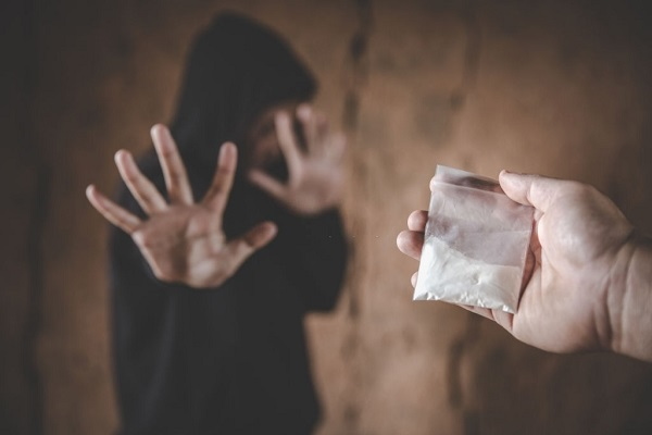 عوارض مصرف هروئین بر روی مغز