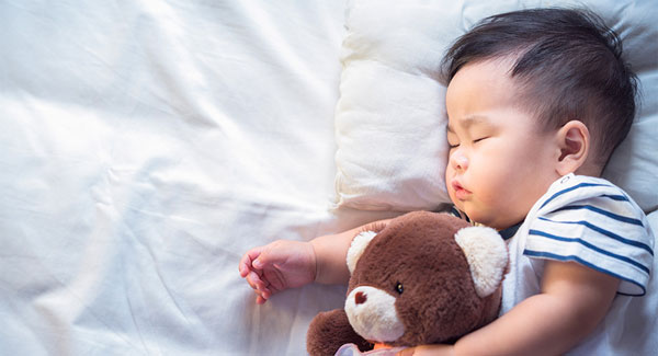چه کنیم نوزاد بخوابد؟