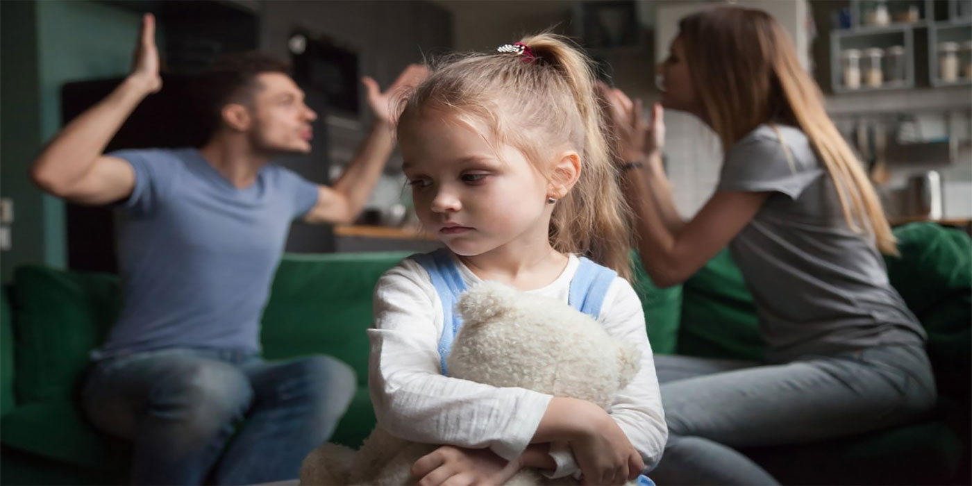تاثیر دعوای والدین بر جوانان و کودکان + راه های پیشگیری از آن